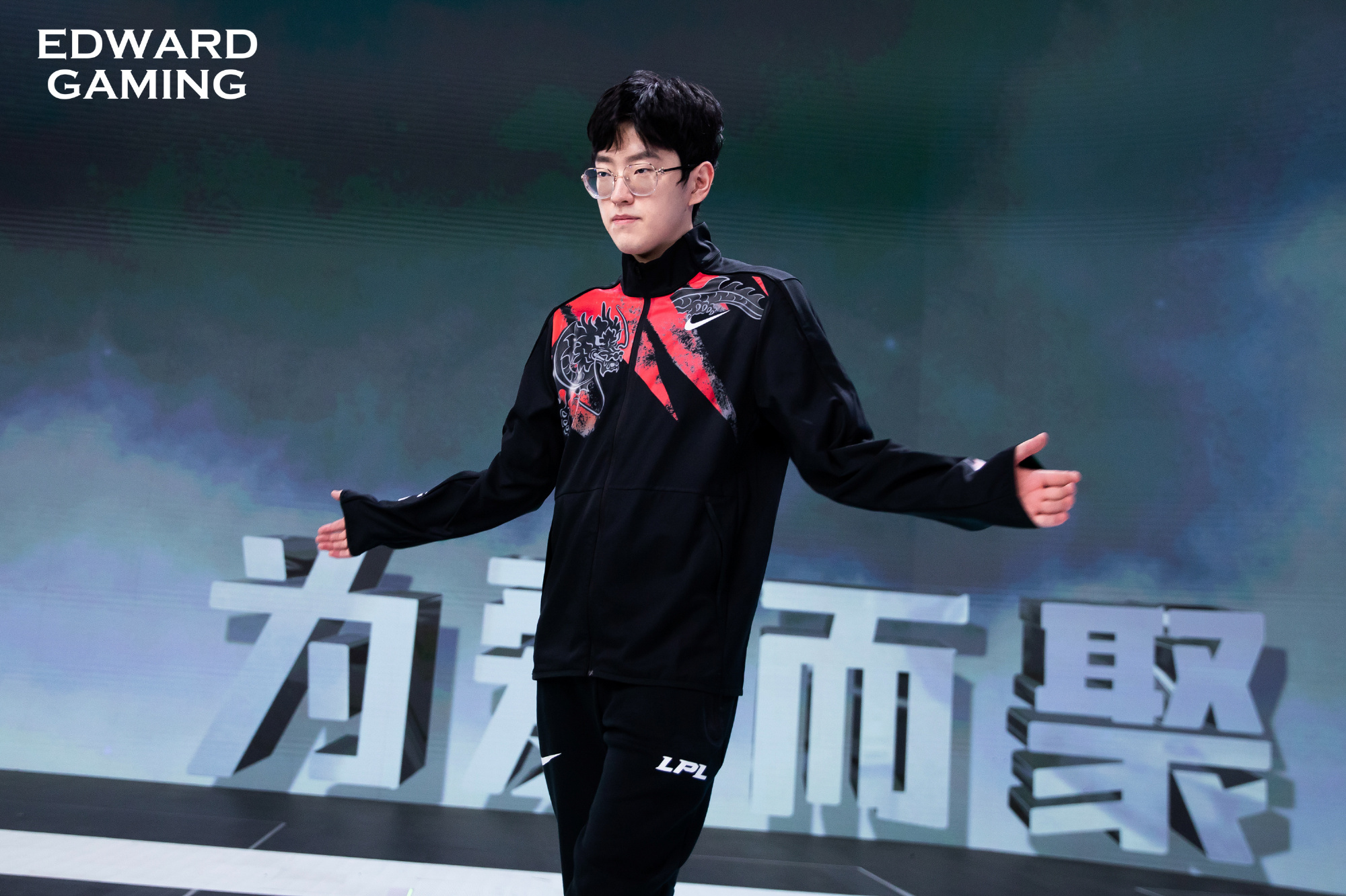 九游娱乐-Scout新星表现优异表现突出，中国队前途光明！