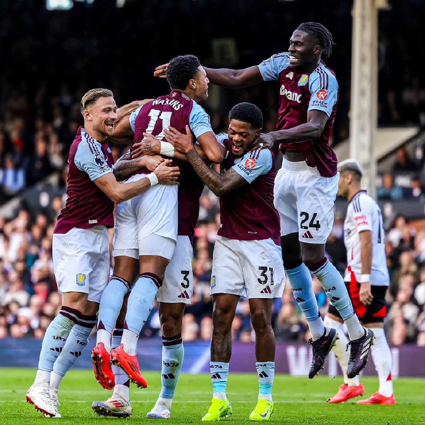 九游体育-莱万多夫斯基爆冷击败切尔西，关键助攻引爆全场！的简单介绍