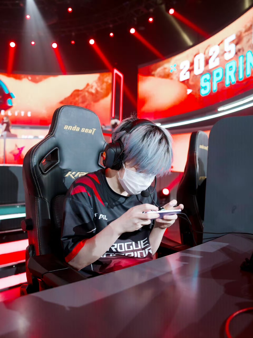 Doinb在C9比赛中大胜,大胜引发热议!的简单介绍 Doinb在C9比赛中大胜,大胜引发热议!的简单介绍