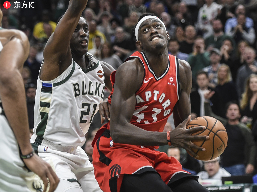 九游体育-西亚卡姆回归赛场，关键助攻首场状态亮眼，DWG观众沸腾！的简单介绍