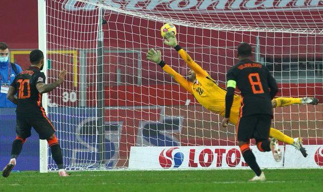 九游-莱万多夫斯基遭遇十五连败，日本队教练面临压力！的简单介绍